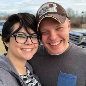 Meet your Posher, Regina